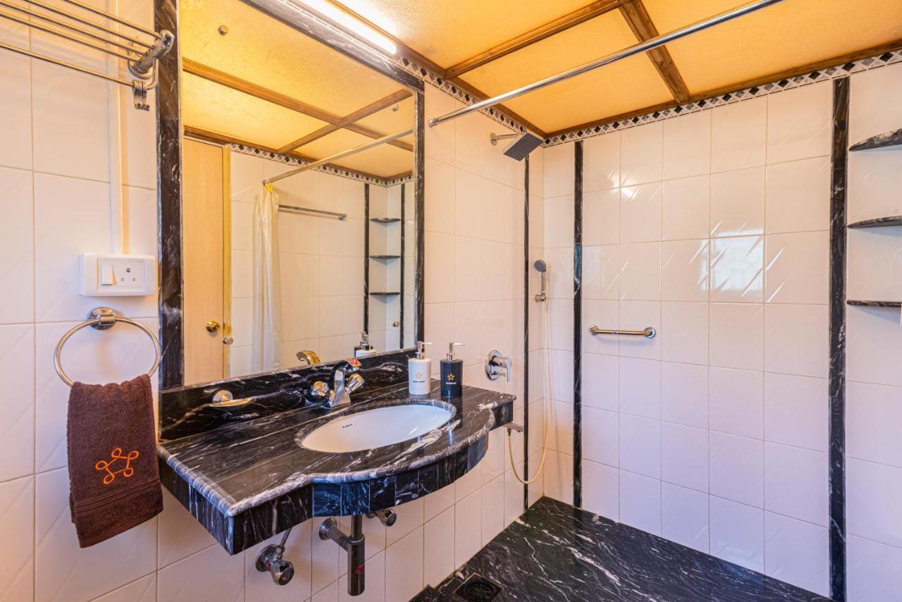 Saffronstays Grandiosa - 4 Bdr Pet-Friendly, Pool Villa Khandala Bagian luar foto